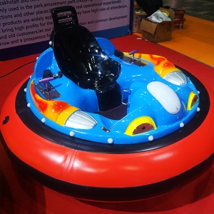 太空碰碰車(chē)